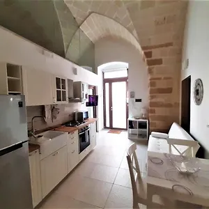 Casa Mima: Locazione Turistica Nel Centro Storico Apartment